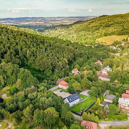 Maison d'hôtes Sowa Hill Z Balia, Jacuzzi I Sauna, Gory Sowie Blisko Wielkiej Sowy 3*