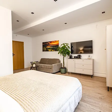 Sowa Hill Z Balia, Jacuzzi I Sauna, Gory Sowie Blisko Wielkiej Sowy 3* Pieszyce
